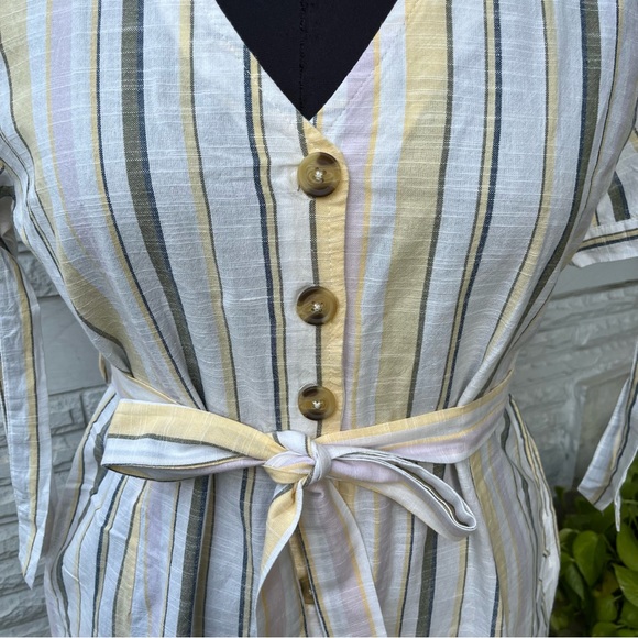 SOLD ❌ Striped Summer Button Down Dress / Shirtdress / shirt dress - Picture 3 of 9